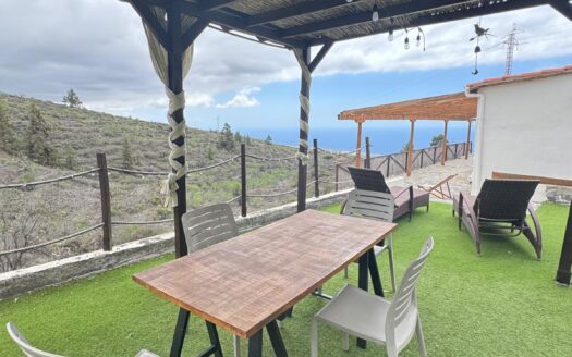🌿 ALQUILER DE TEMPORADA EN GUÍA DE ISORA – ESCÁPATE A LA NATURALEZA CON VISTAS AL MAR Y MONTAÑA 🌄🌊